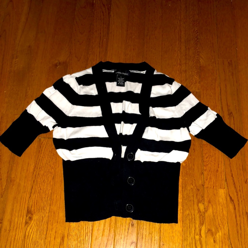 Sweater Project Black/White Striped Crop Length w/ 3/4 length sleeves Size Large